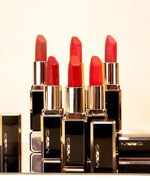 myg黑钻丝柔哑光口红唇膏滋润保湿不掉色雕刻口红女多色口红m911哑光