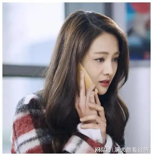 "疯子"郑爽,她背后荒唐的毁灭史,远比你想象中的还要毁三观!