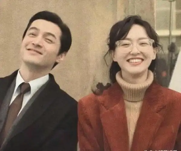 分手15年,再看薛佳凝对胡歌的态度,才明白为啥张译会把她赞上天