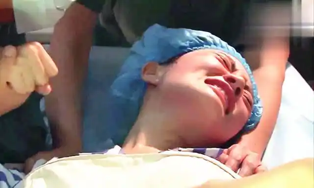 孕妇在分娩的时候,还要正确的面对那些临产反应.