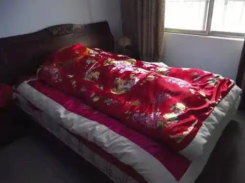 传统花棉被,给人幸福和温馨,健康又舒心
