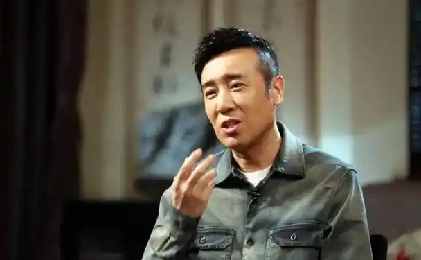 回顾演员于和伟:我这辈子正确的决定,就是娶了一个平凡的妻子