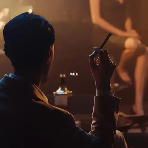 男生#氛围感头像#氛围#吸烟#抽烟#优质头像#高清头像#小众头像#摄影