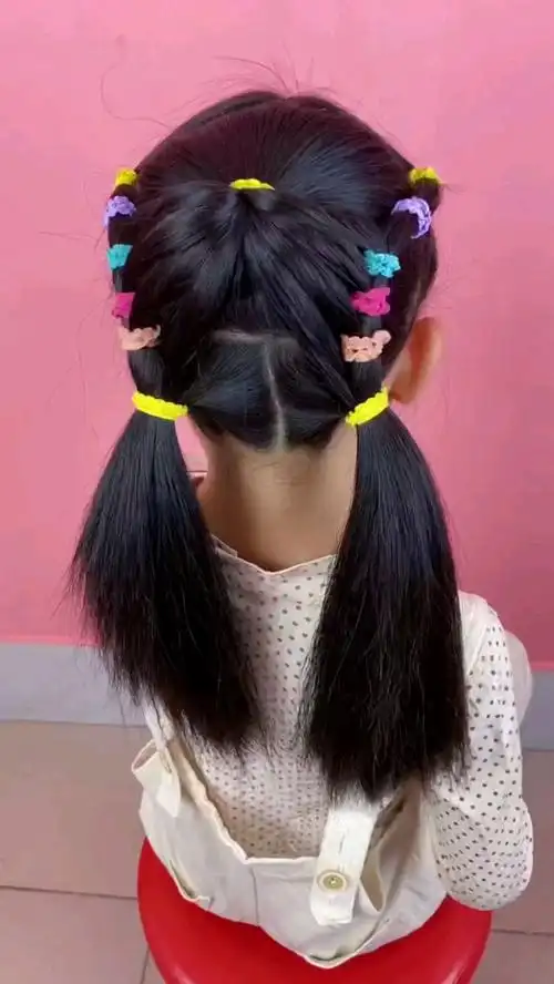 儿童编发 :生女儿就是用来打扮的,蝴蝶扎发,简单好看,快试试