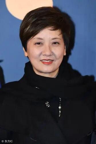 中国影视女演员邓婕