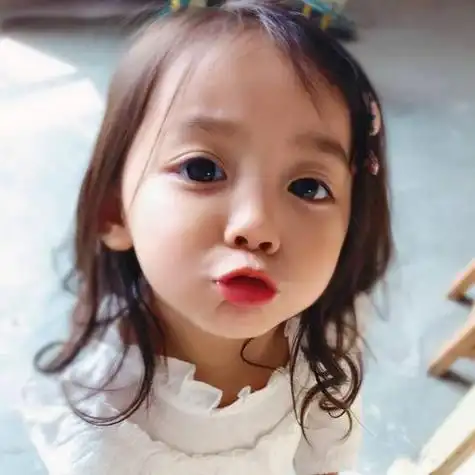 沈佳昕萌娃qq头像闺蜜 闺蜜头像图片大全 -【爱个性】