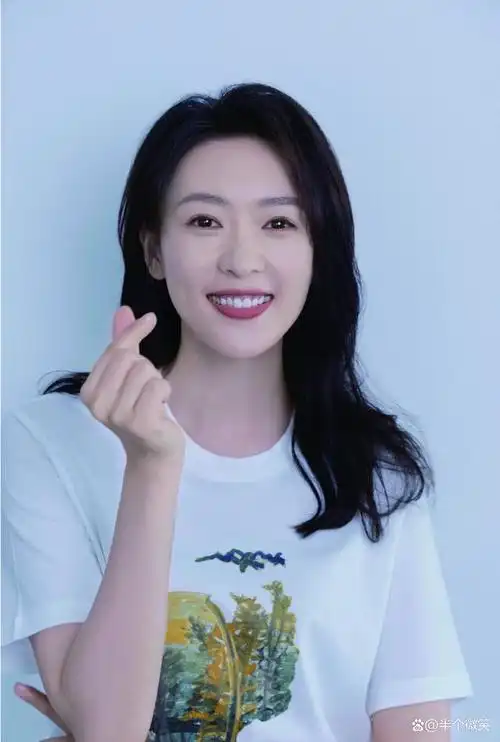 童瑶,1985年8月11日出生于云南省昆明市,中国内地女演员.