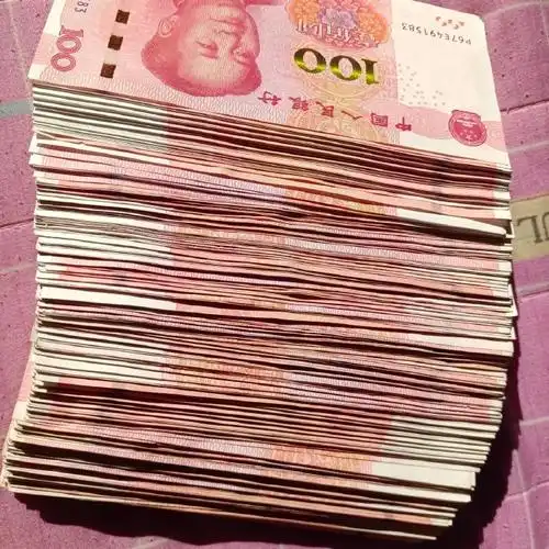 别人都提前还房贷,我同学奇葩,买房贷款40万,自己还有40万存款.