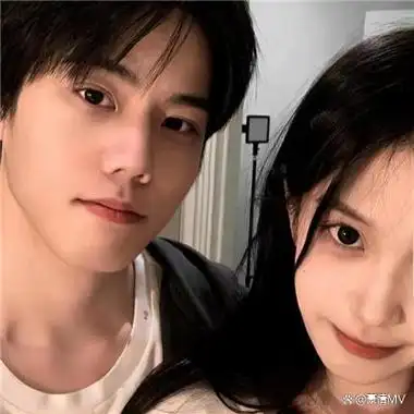 具有高级感的好看精致情侣头像 超精致又柔和的超美精致情侣头像