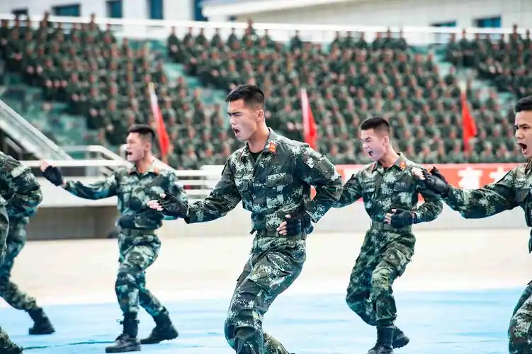 2020年10月10日,武警广西总队在广西崇左某训练基地举行2020年度新兵