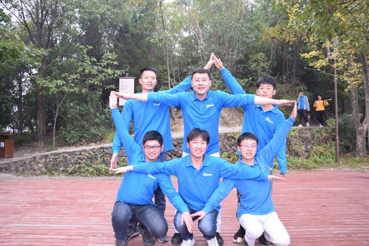 以为五角星的拍照姿势很简单,直到自己上阵.