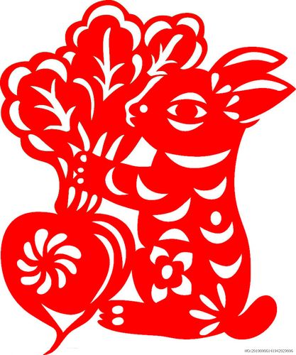 接着沿画线将不要的部分剪掉5最后将剪好的小兔子展开来;小兔子剪纸的