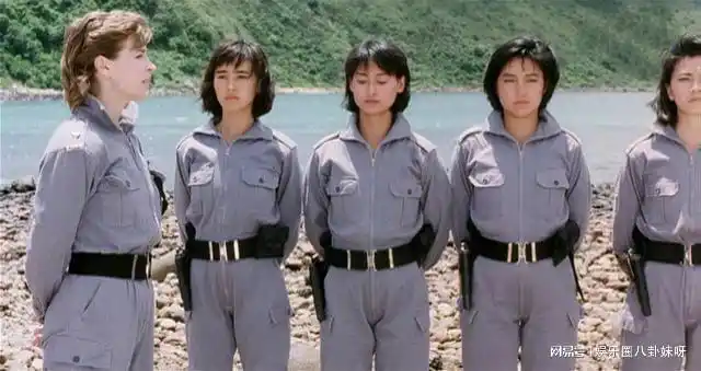 同为军中霸王花把胡慧中和周冬雨放一起差距一目了然