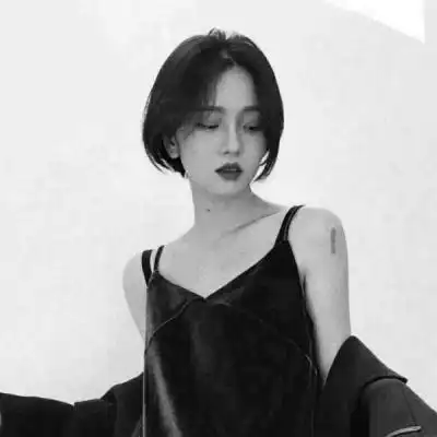 女生头像霸气超拽黑白高冷女神头像帅气图片