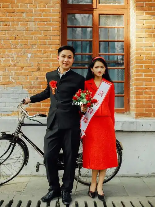 怀旧复古婚纱照