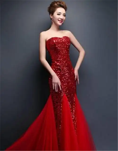 一,新娘穿晚礼服发型怎么搭好看