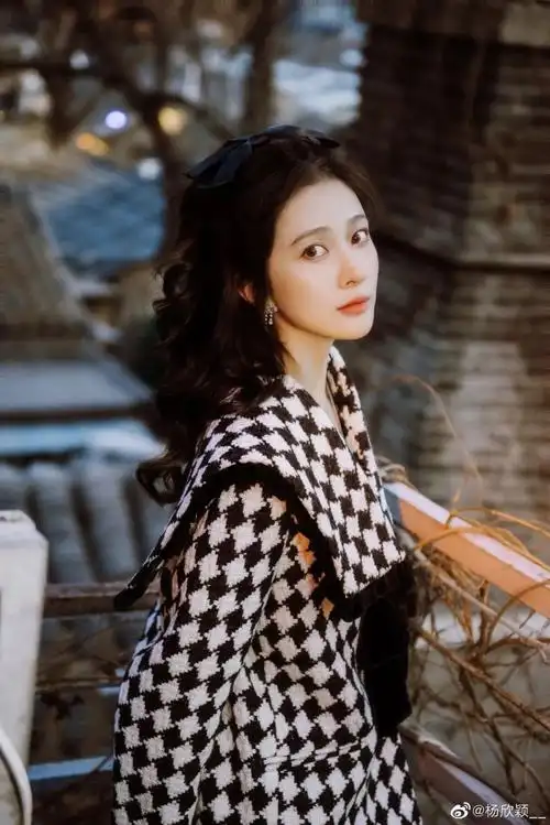 杨欣颖丨她靠实力出圈角色只是代名词