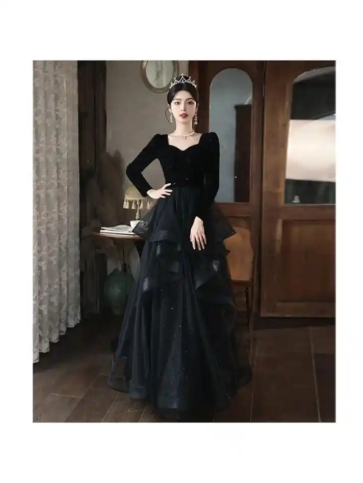 这条黑色晚礼服裙真的是太美了!长袖设计,显得更加高贵典雅,轻 - 抖音