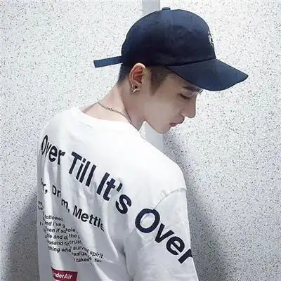 2019头像男生最新图片帅气撩人的 让人过目不忘的男生头像