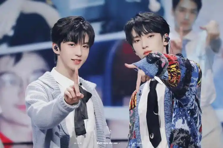 一些夏日未播出的照片翔霖文轩丁儿真源