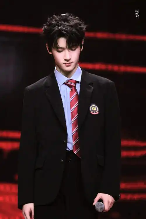 张峻豪美式男高男友感##今日星拍放送