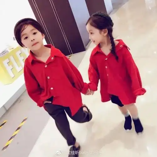 秀恩爱算什么有本事秀孩子啊一儿一女此生无憾