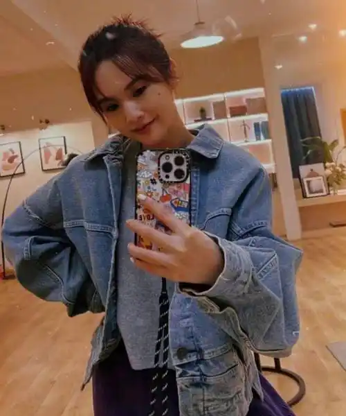 杨丞琳怒怼猜测分手的网友:有事吗您!