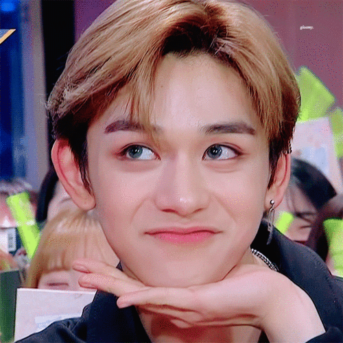 点炮!黄旭熙到底会不会表情管理