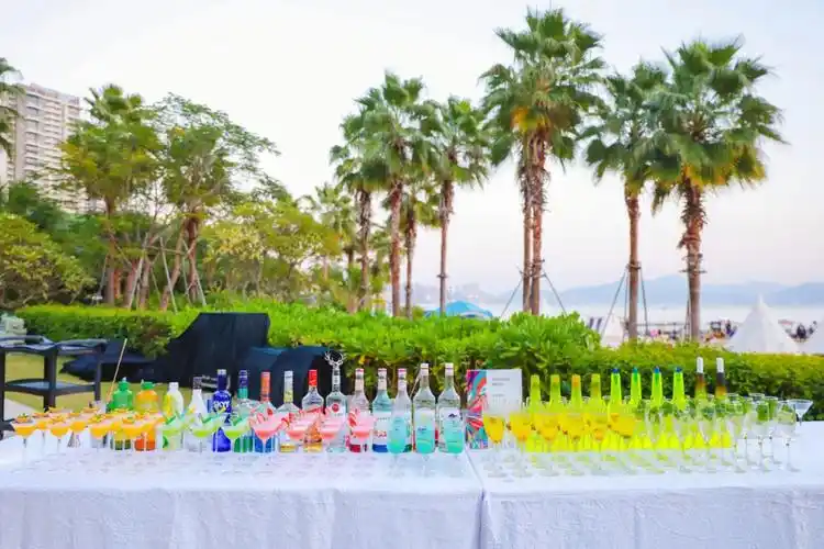 701570157015#鸡尾酒  #调酒师 #酒会 #调酒表演