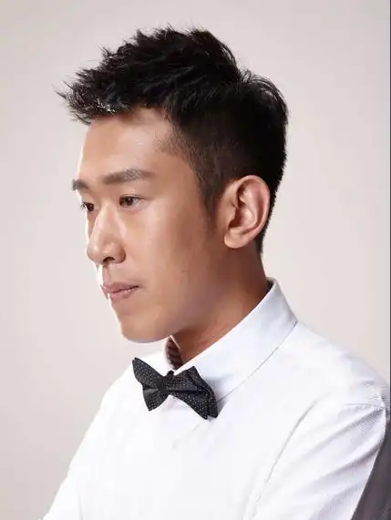 的作品于洋,1988年6月21日出生于黑龙江省鹤岗市,中国内地主持人,演员