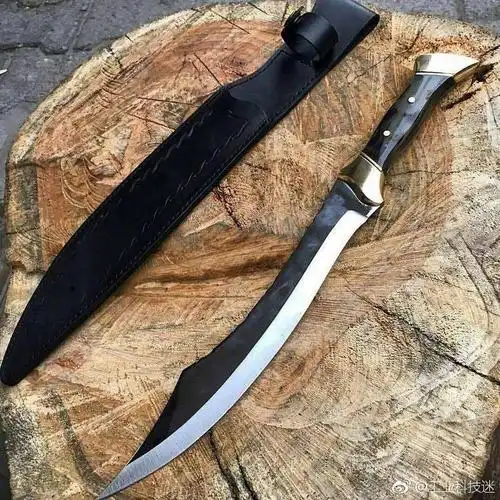 酷炫的冷兵器看着过瘾吧