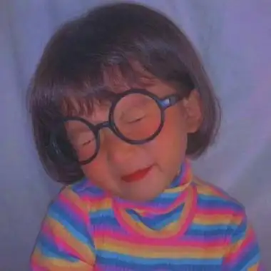 qq头像小女孩超萌图片高清搞怪的儿童头像图片女生可爱