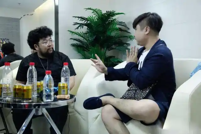 乔杉35岁生日,微博晒全家福照片,昔日搭档修睿已经4个月没消息