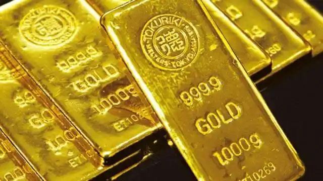 后却成功向高院申请保释,法官准她以现金三千万元及人事一千万元担保