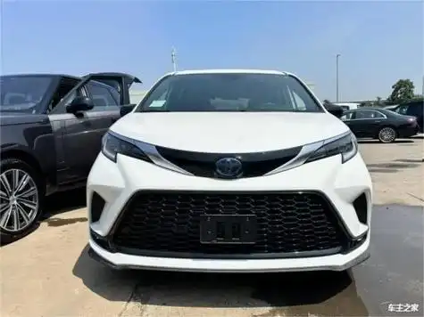 平行进口丰田塞纳35l团购价格60万起