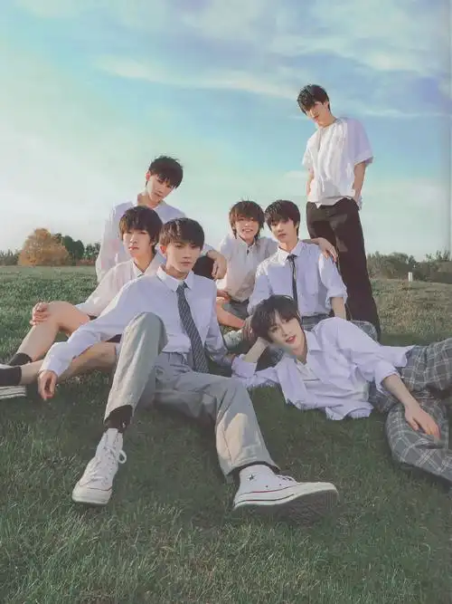 时代少年团超话95#小炸的morning call#红日初升  崛起于山影重重