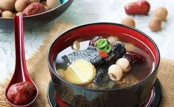 家常汤品霸王花乌鸡汤