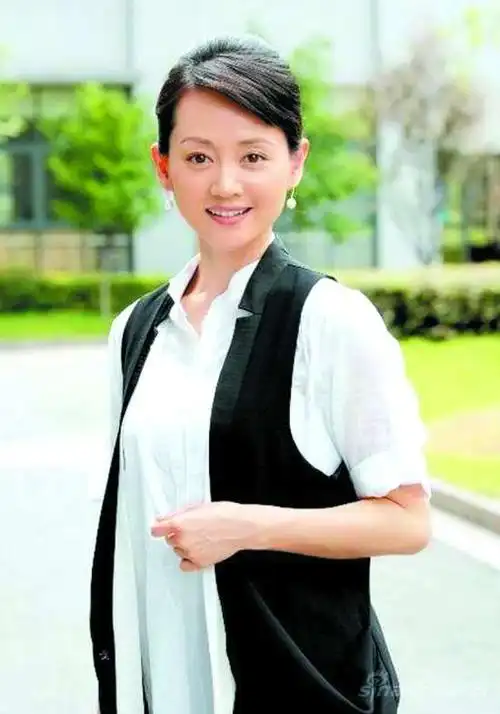 张定涵王志飞曝婚期将近(组图)