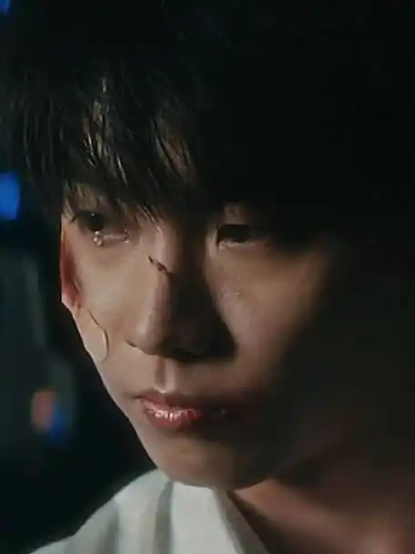 马嘉祺的一滴眼泪#l超大头球球的微博视频67676767这滴落泪