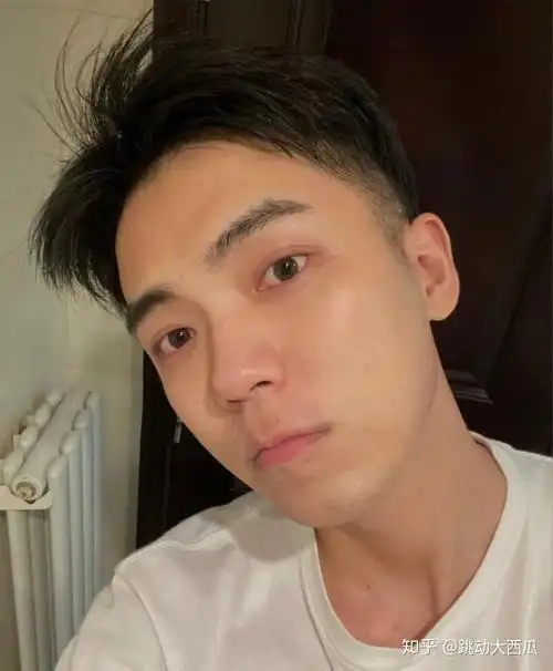 20岁男生,混合型皮肤,推荐几款适合的氨基酸洗面奶?