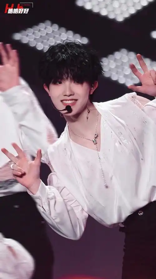 苏新皓 三代唯一大主舞##波斯猫舞台