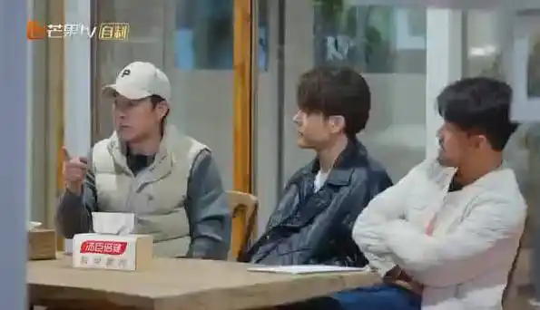 作为妈妈的金姨,就像家里的蜡烛,"燃烧自己,照亮别人",曾舜晞,马嘉祺