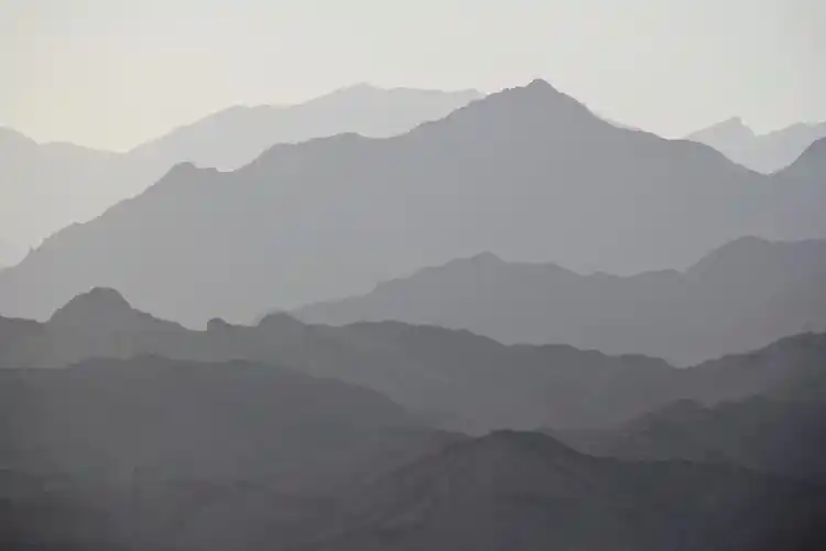 白色中国国画山水画意境风景背景图片大寒冬天中国风水墨插画海报大寒