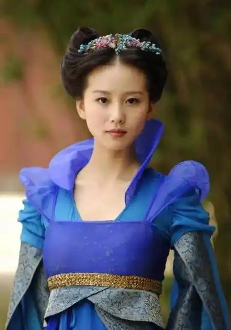 中国内地影视女演员刘诗诗经纪公司_合作_古装_电影