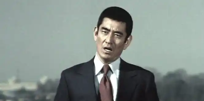 《追捕》中饰演杜丘,1976年(图片来源互联网)