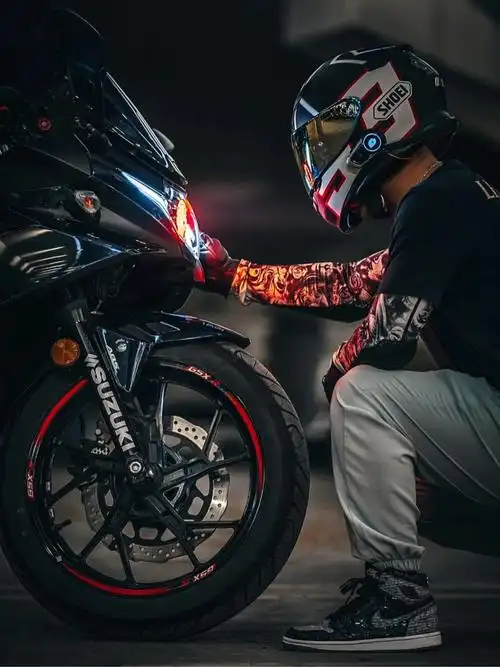 感谢陪伴78156997#小小r  #帅就完事了  #铃木gsx250r  #机车