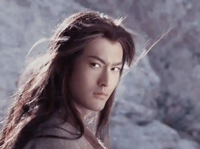 凑巧的是他们两人都演过"杨过"这个角色,一个演出了杨过的阳光帅气,一