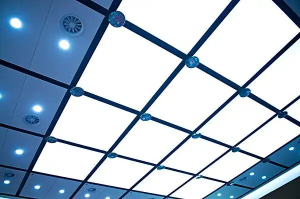 办公室天花板图片