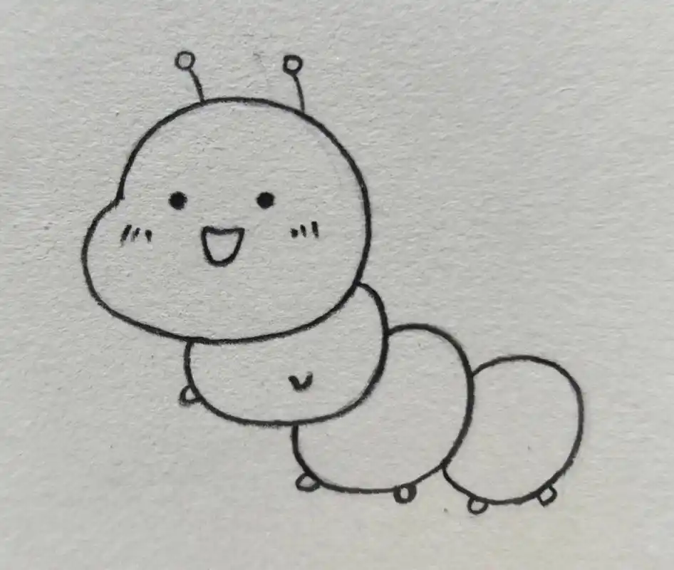 小虫子简笔画~60 先画的左图,身子的部分一直在改,画完了还是觉得奇怪