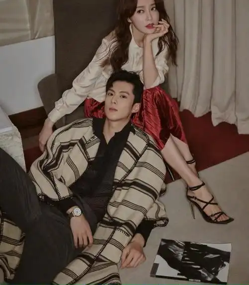 秦岚好适合姐弟恋与王鹤棣合作cp感十足知性优雅绽放成熟魅力